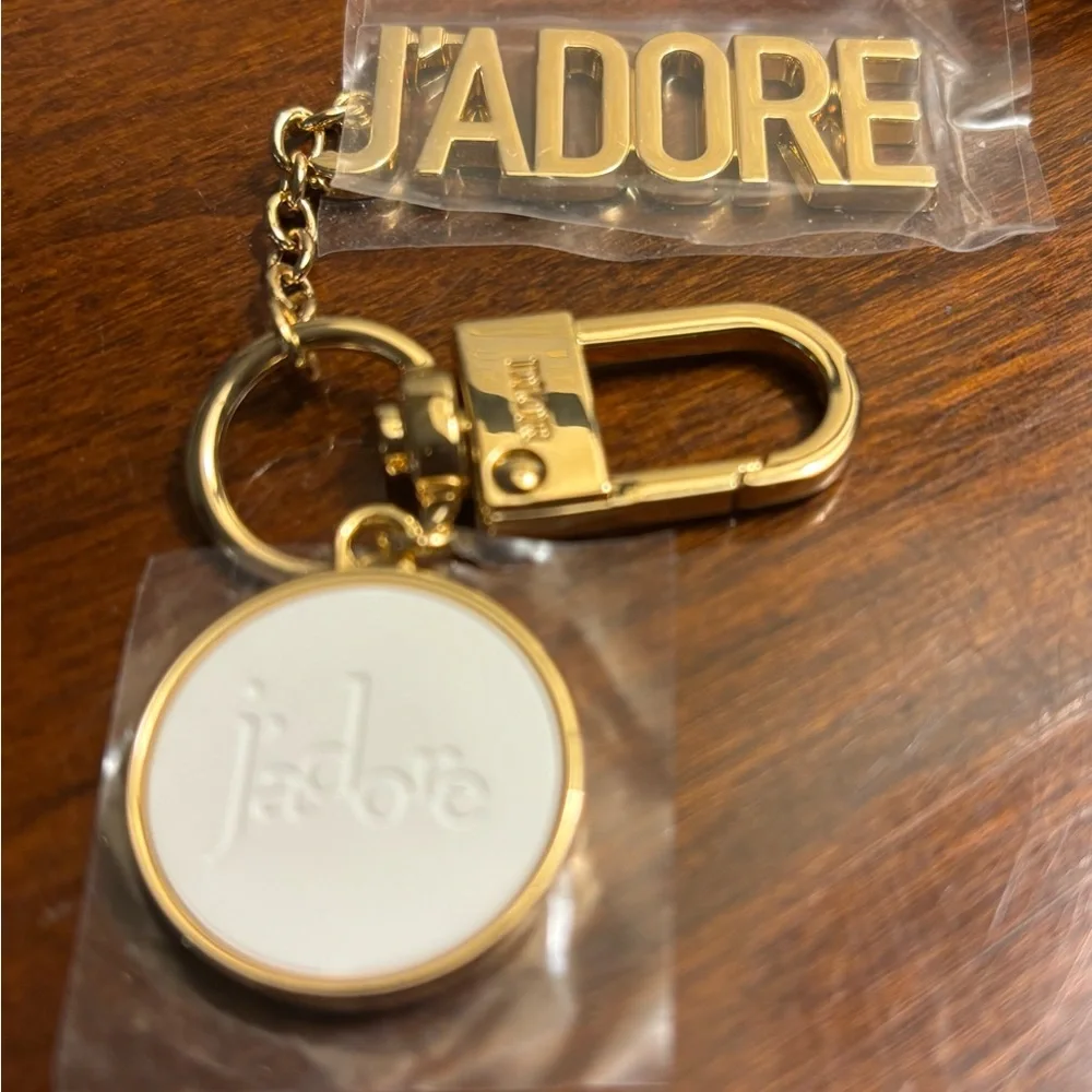 New Dior Bijou De Sac Bag Charm Keychain J'adore 💫🌟 - Picture 4 of 6